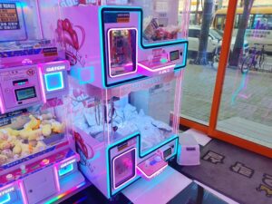 jongno claw machine arcade neon interior seoul