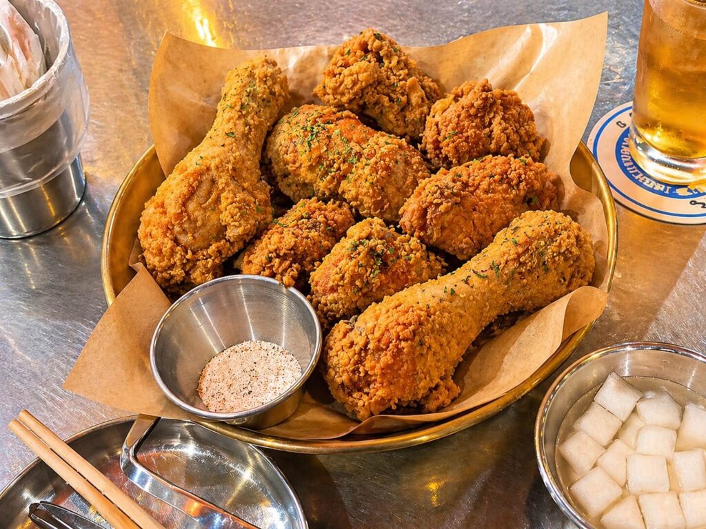 Crispy Korean fried chicken served at a pocha-style bar near Jongno 3-ga