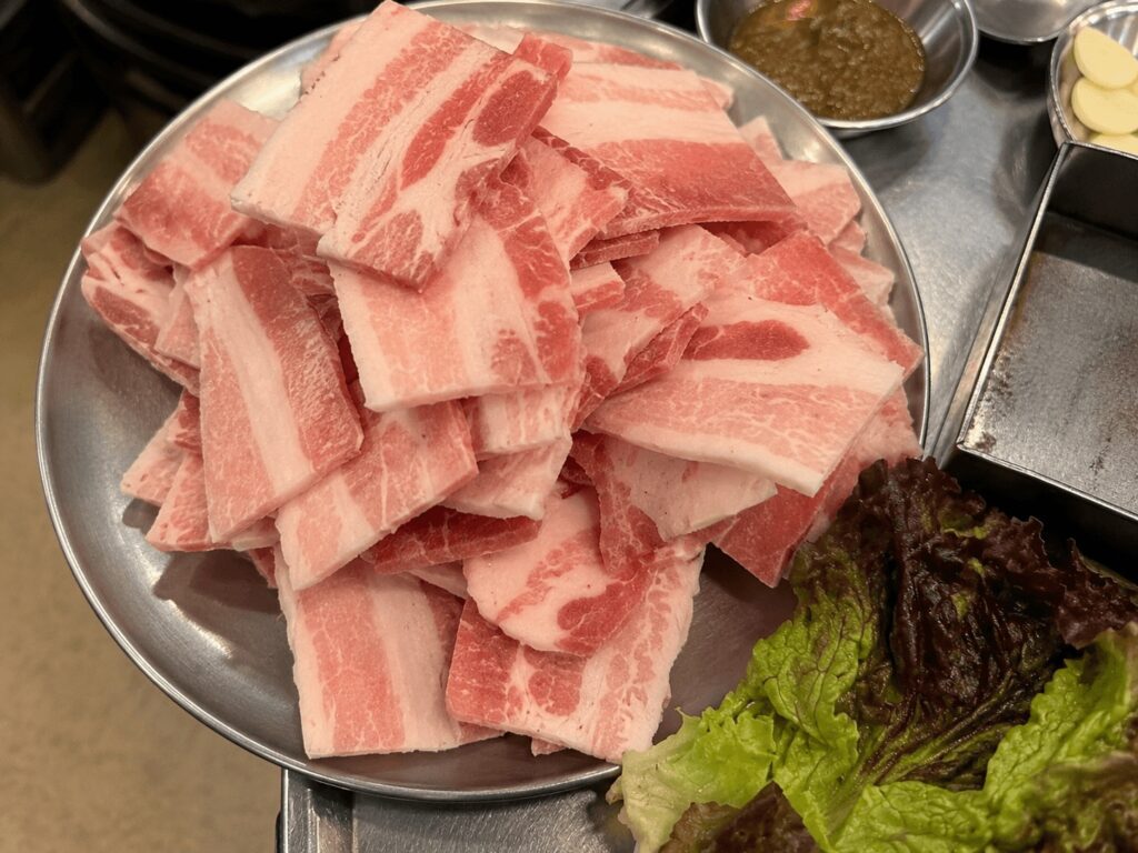 Raw frozen pork belly served at Hando Samgyeopsal in Jongno Seoul