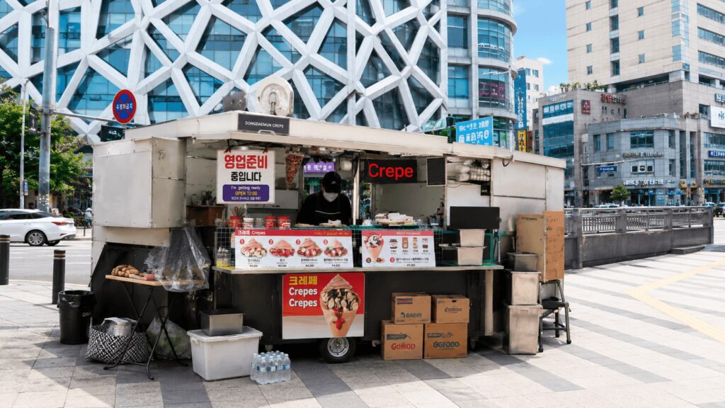 Popular Dongdaemun crepe food cart near DDP in Seoul Korea