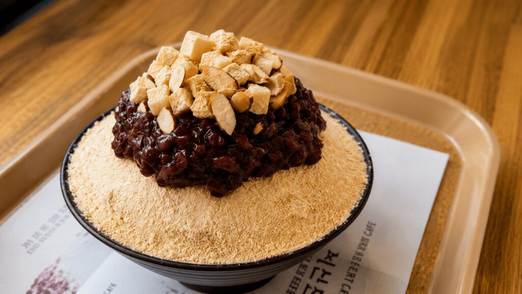 Red Bean Injeolmi Bingsu at Sulbing Seongsu with sweet red beans