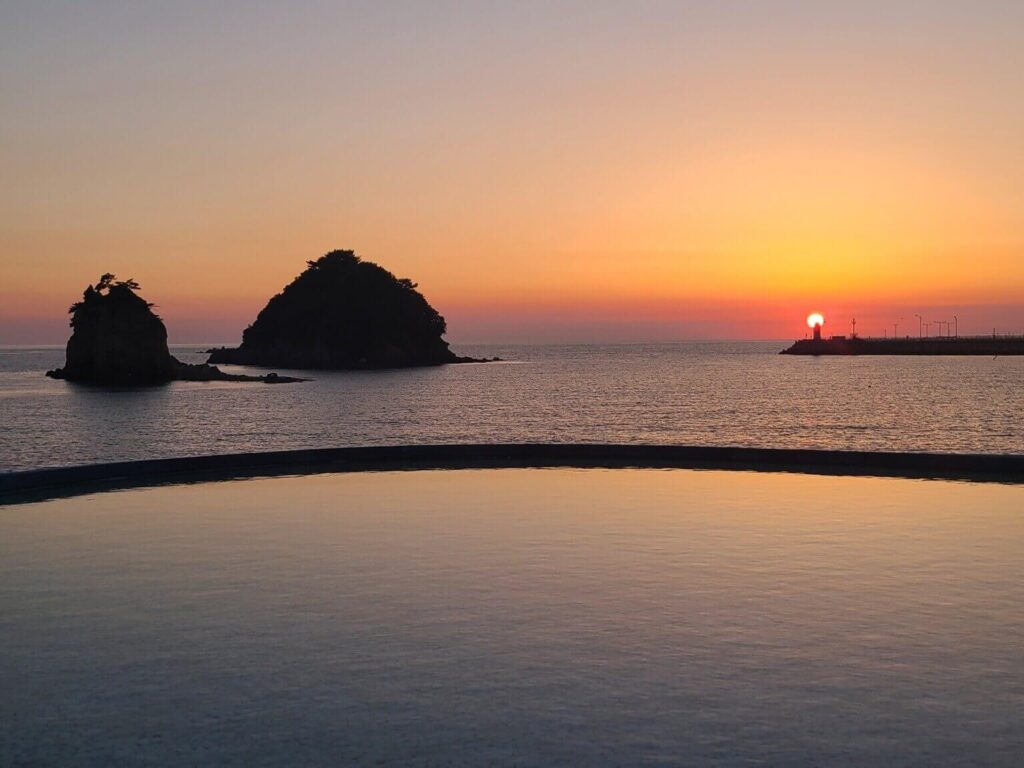 West coast sunset over the sea at Kkotji Beach in Taean, South Korea