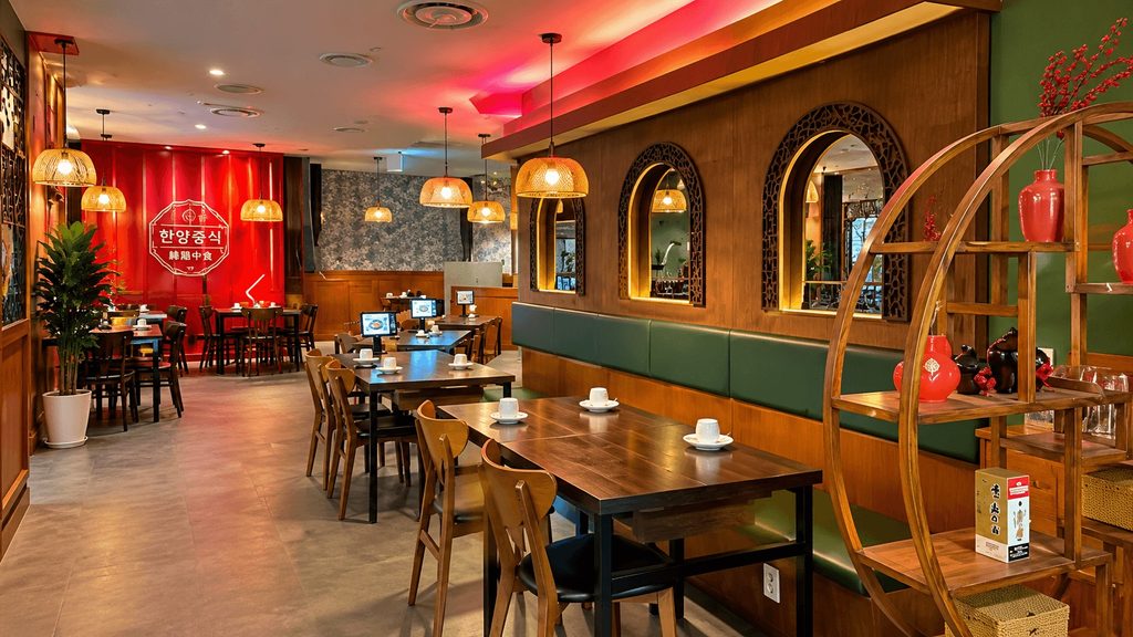 Interior of Hanyang Chinese Restaurant in Seoul